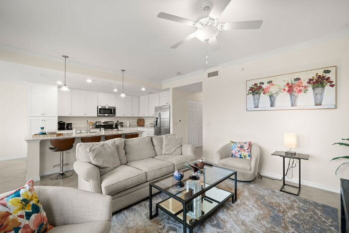 17520 Gawthrop Dr #303 - Photo 5 of 28