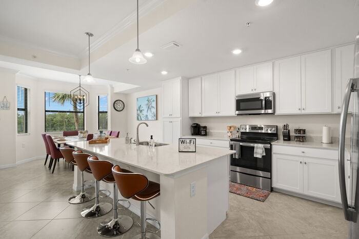 17520 Gawthrop Dr #303 - Photo 7 of 28