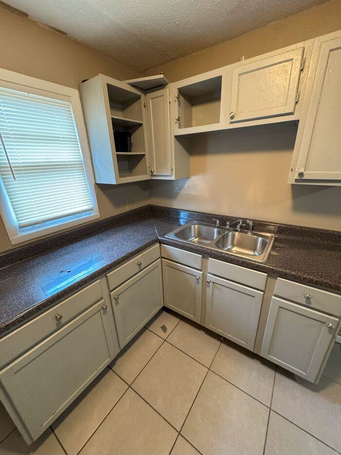 1604 Echles St - Photo 7 of 20