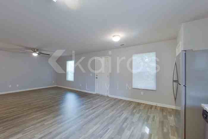 10 Plymouth Ct - Photo 7 of 22