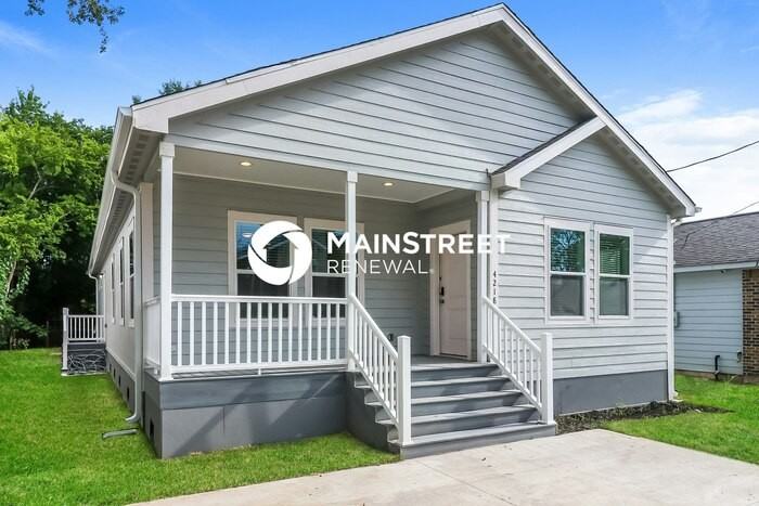 4218 Knoxville St - Photo 2 of 16