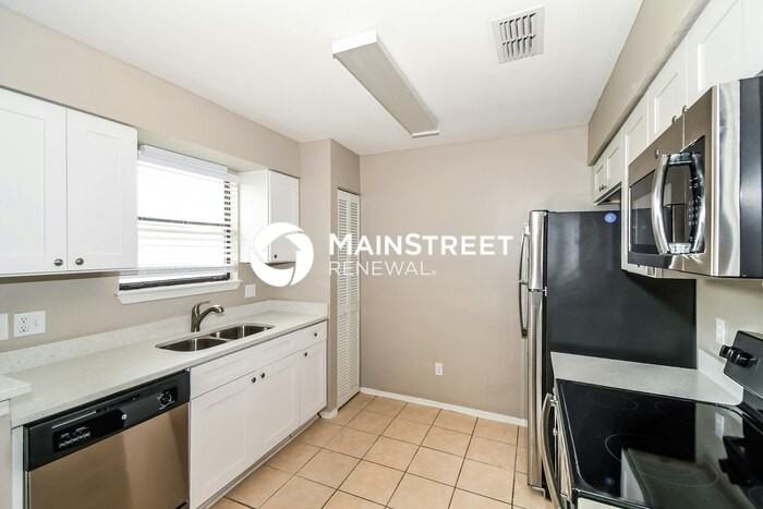 7824 Pepper Cir W - Photo 7 of 16