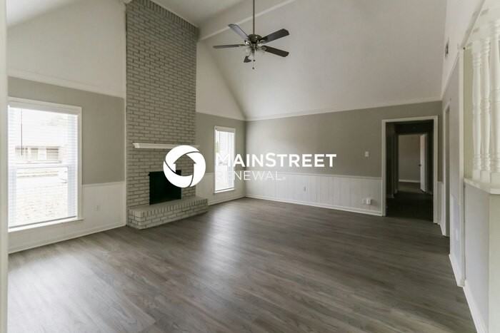 4652 Benoit Drive - Photo 2 of 16