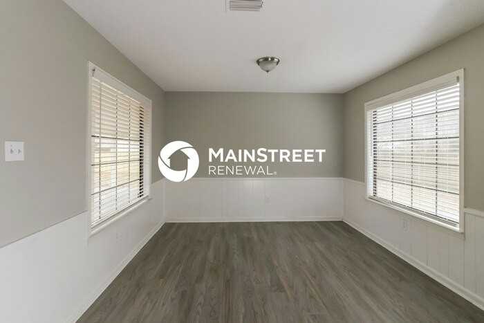 4652 Benoit Drive - Photo 4 of 16