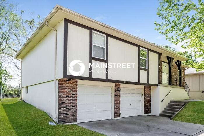 1417 N Millburn Ave - Photo 2 of 17