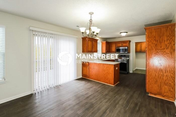 1495 Northwest Yankee Drive - Photo 6 of 20