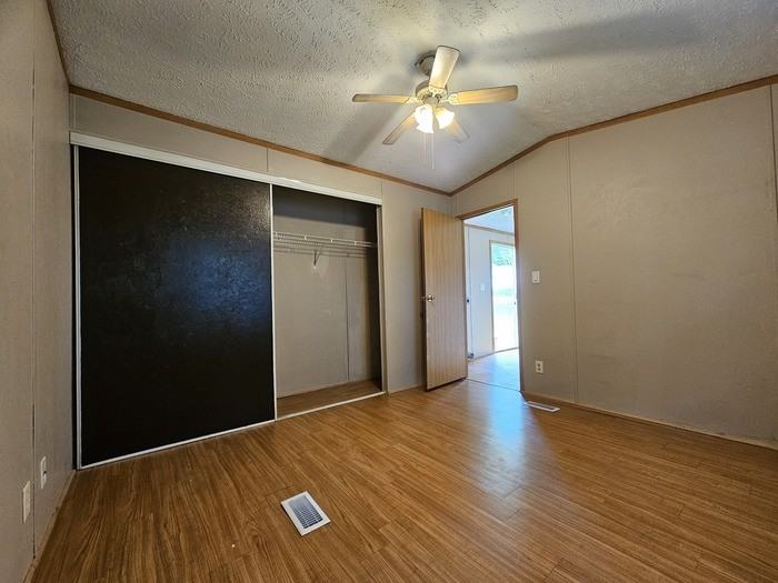 126 Sunflower Lane - Photo 6 of 28