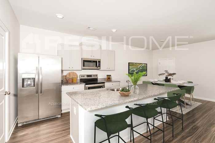 491 Oakwood Drive - Photo 3 of 16