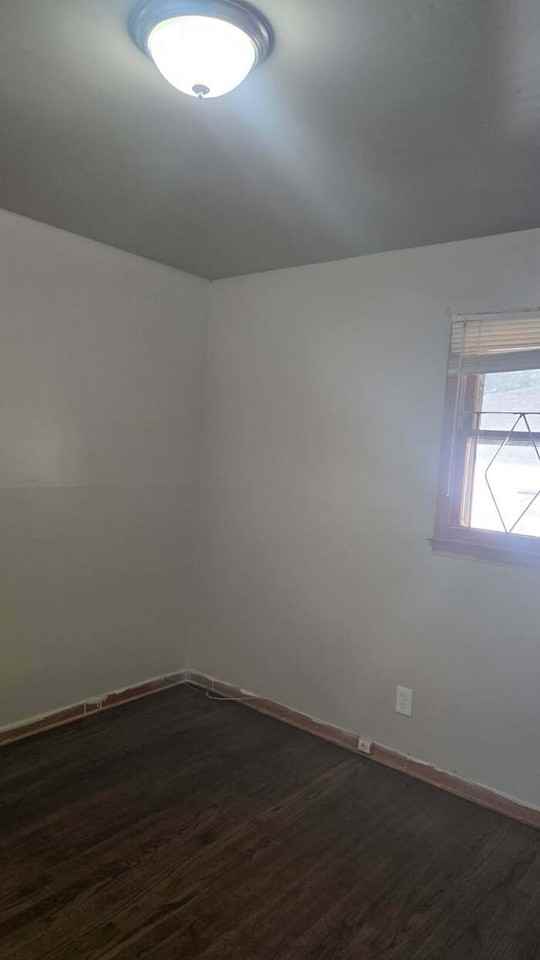 1157 Wright St - Photo 5 of 12