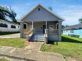 430 Center St - Photo 1 of 1