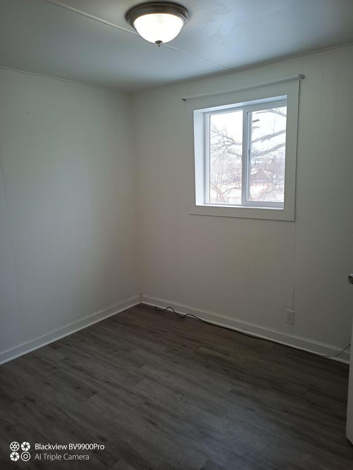 605 N Hayes Ave - Photo 3 of 11