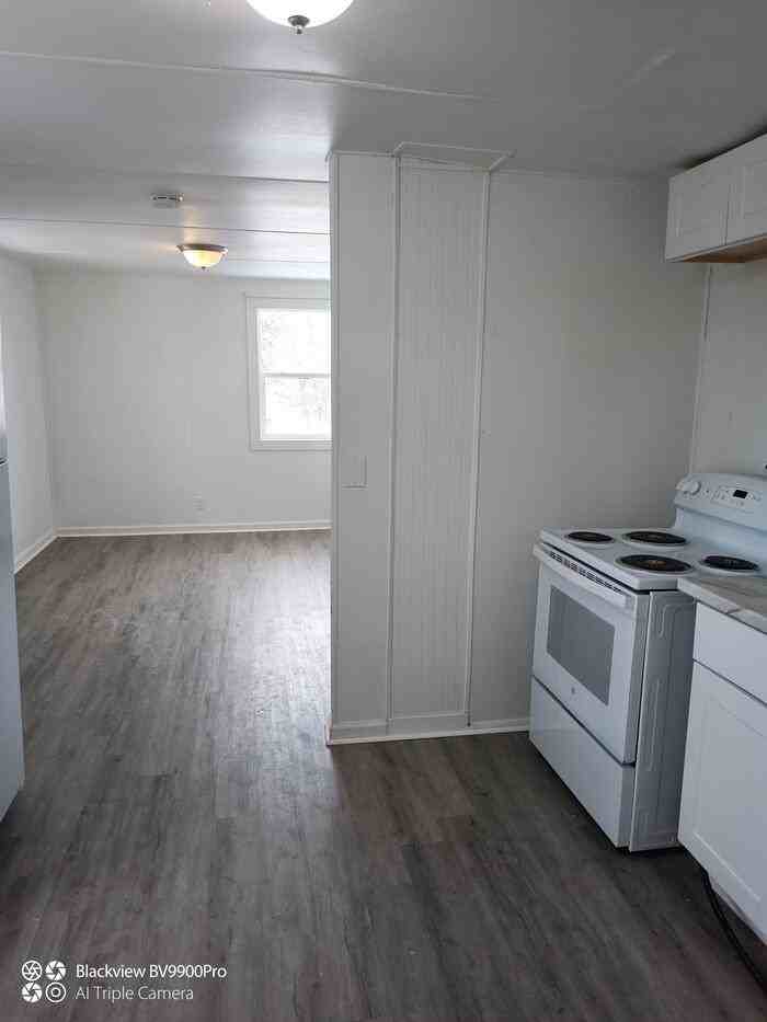 605 N Hayes Ave - Photo 5 of 11