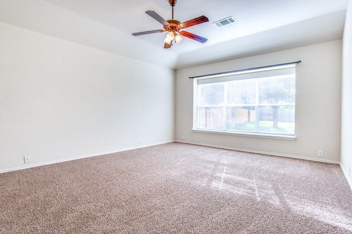 612 Arrowood Pl - Photo 4 of 35