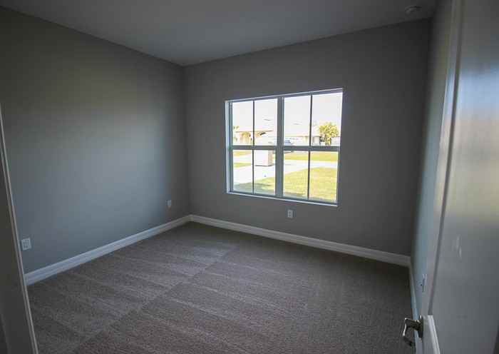 25377 Doredo Dr - Photo 6 of 11