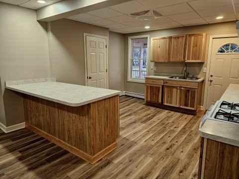 114 N Main St - Photo 6 of 9