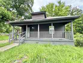 1584 Rayburn St - Photo 1 of 1