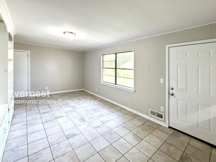 913 21st Avenue Northwest - Photo 3 of 19