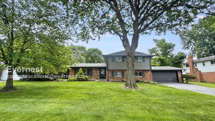 26264 Greythorne Trl - Photo 2 of 11