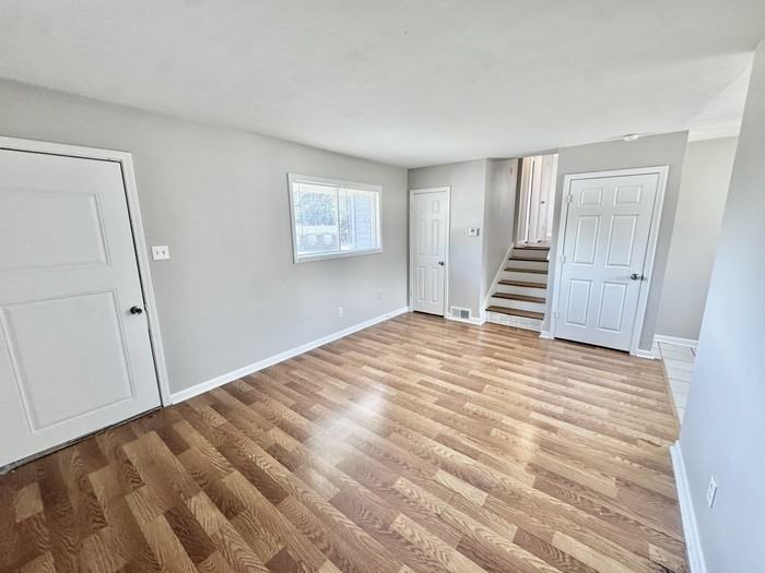 784 Western Park Dr - Photo 4 of 18