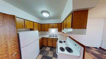 featured image of 305 Ryan Dr #8