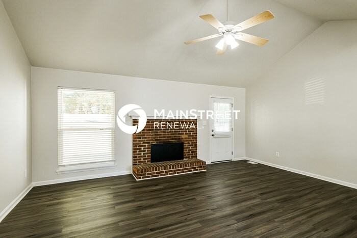 6900 Applegate Ln - Photo 2 of 18