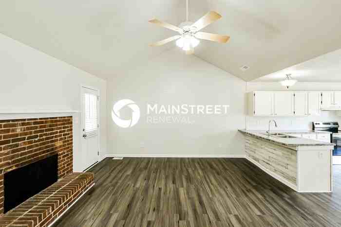 6900 Applegate Ln - Photo 4 of 18