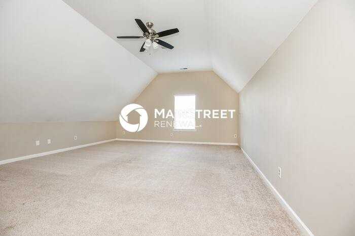 1013 Matheus Drive - Photo 6 of 17