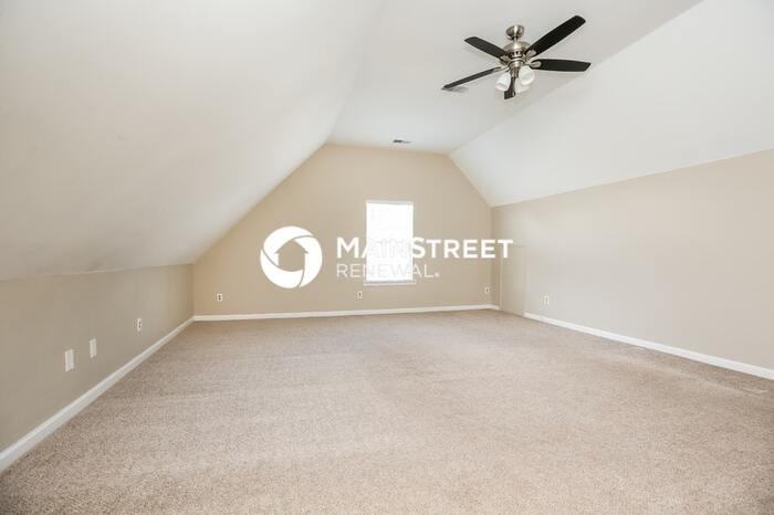 1013 Matheus Drive - Photo 7 of 17