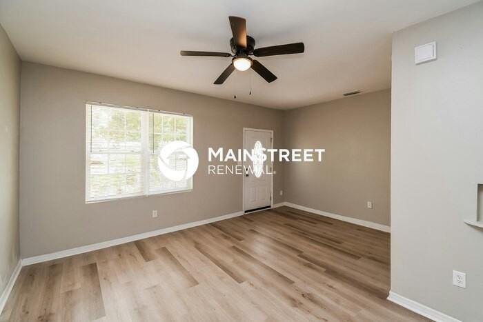 4733 Irvington Ave - Photo 2 of 16