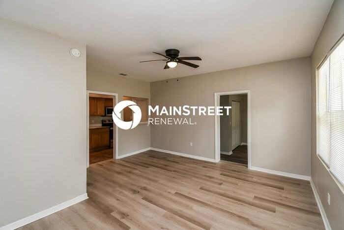 4733 Irvington Ave - Photo 3 of 16