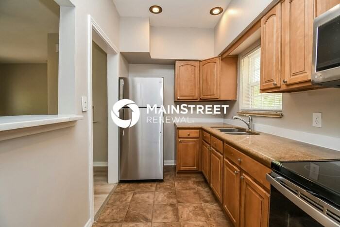 4733 Irvington Ave - Photo 6 of 16