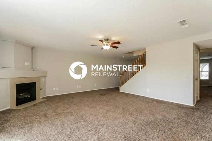 3434 N Crystal Hill Ave - Photo 4 of 17