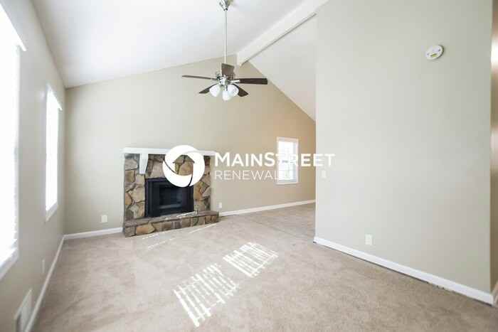 302 Paulding Boulevard - Photo 3 of 15