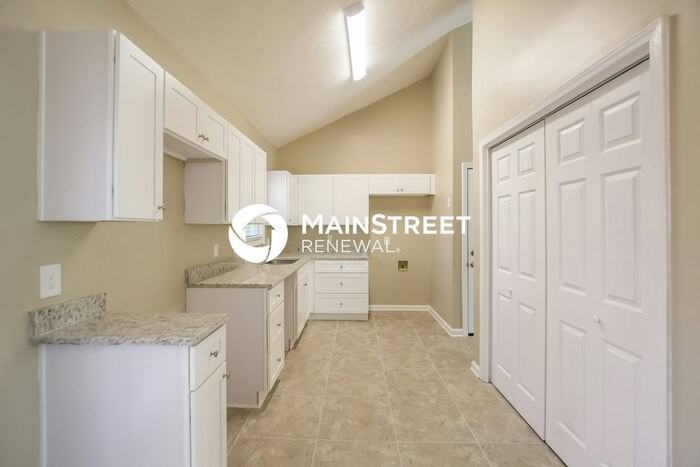 302 Paulding Boulevard - Photo 6 of 15