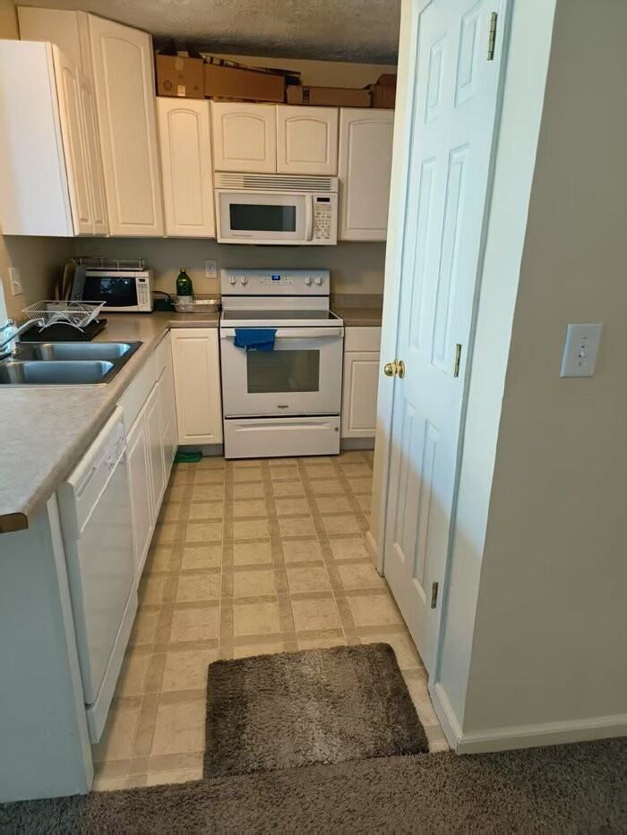 2871 S Walnut Street Pike #2871 - Photo 5 of 24