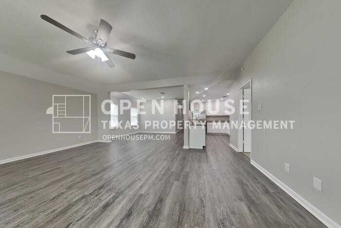 22447 Stamford Brook Ct - Photo 6 of 24