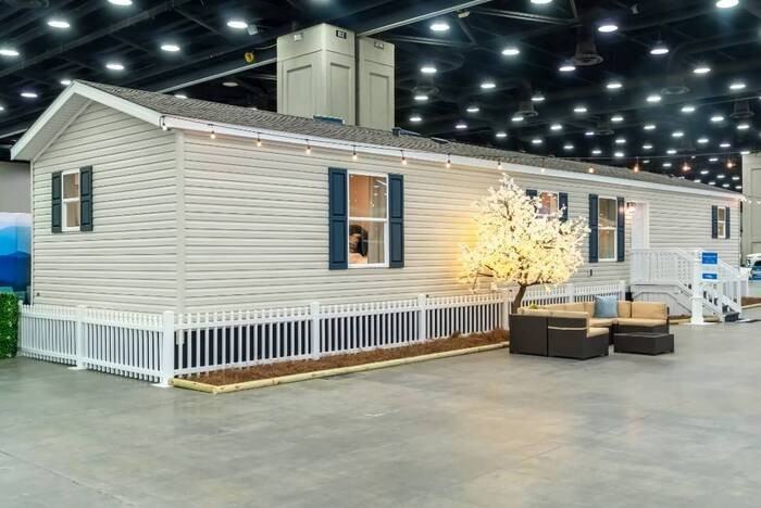 1365 Kingston Dr #141 - Photo 2 of 5