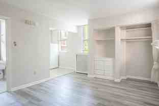 621 Greenup St #2R - Photo 1 of 1