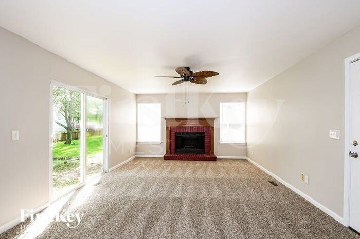 1006 Trifecta Dr - Photo 3 of 16