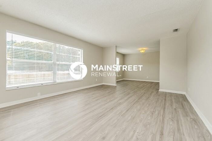 2902 Ripplewood Dr - Photo 2 of 18