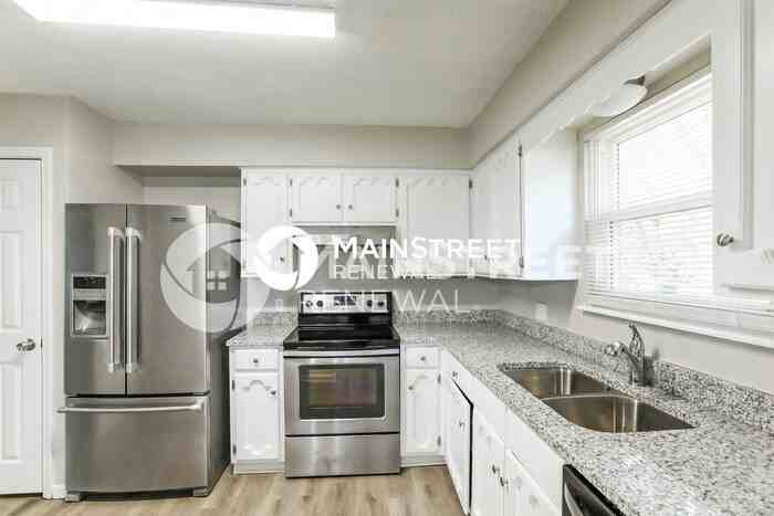 19706 E 14th St N - Photo 7 of 17