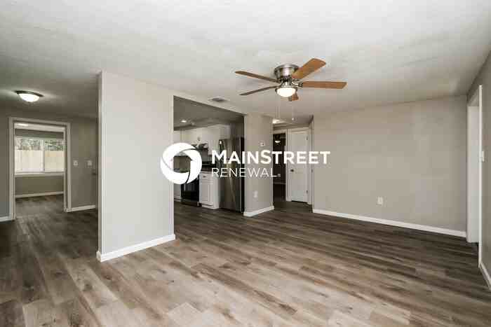 7323 Cypress Dr - Photo 2 of 16