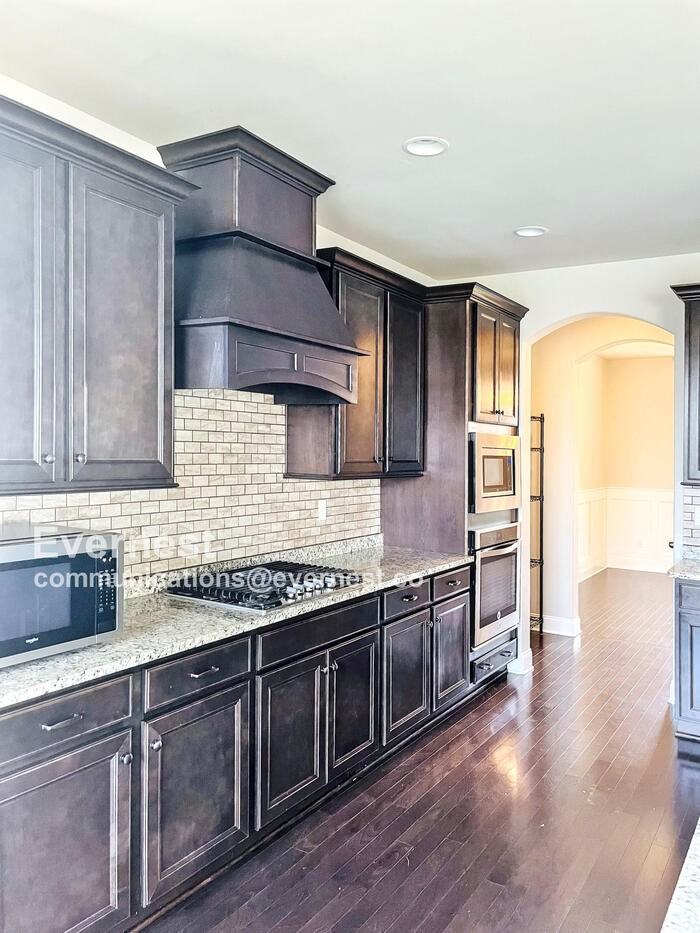 2951 Stewart Campbell Point - Photo 4 of 33