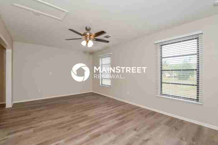 6947 Roslyn Ct - Photo 7 of 16