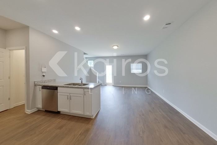 139 Dudley Way Sw - Photo 5 of 23