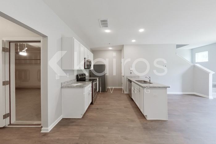 139 Dudley Way Sw - Photo 6 of 23