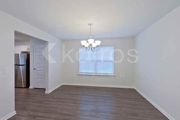 247 Western Red Cedar Dr - Photo 2 of 22