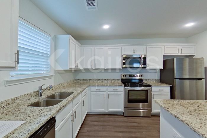 247 Western Red Cedar Dr - Photo 7 of 22