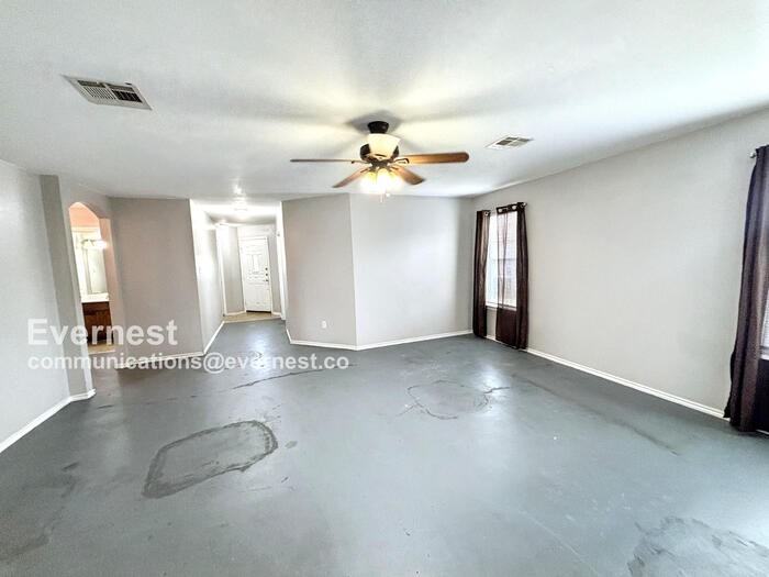 13120 Winecup Mallow Trl - Photo 3 of 15