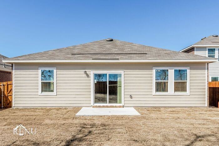 503 London Drive #503LD - Photo 3 of 38